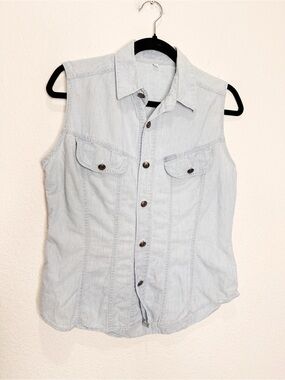 Vintage Guess 80s Chambray Vest Sleeveless Button Up Top